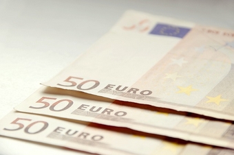 Das "Deutschlandticket" für 49,- € /Monat. Quelle: www.pixabay.com / Bild von Puurchantal-Niederlande