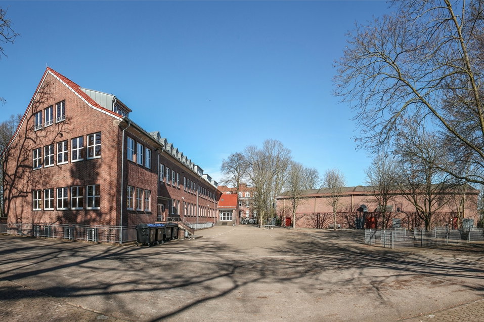 Die ehemalige Langenberg-Hauptschule 1 am Stenerner Weg