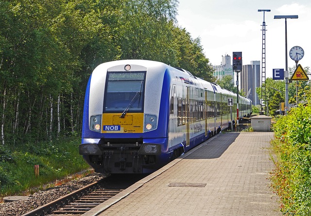 Reaktivierungen von Bahntrassen - Standortvorteile für strukturschwache Räume. / Quelle: www.pixabay.com