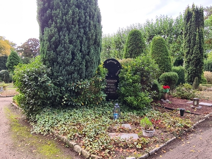 Grabstätte der Eheleute Lennartz auf dem Bocholter Friedhof